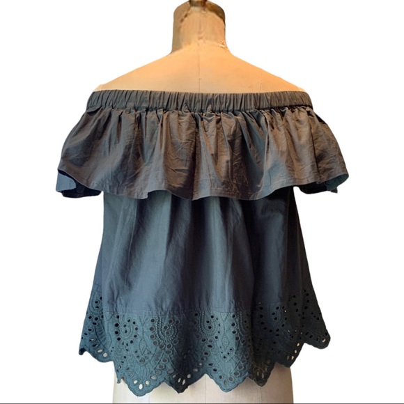 Ladies Off the Shoulder Eyelet Blouse Olive Size S - Picture 4 of 6